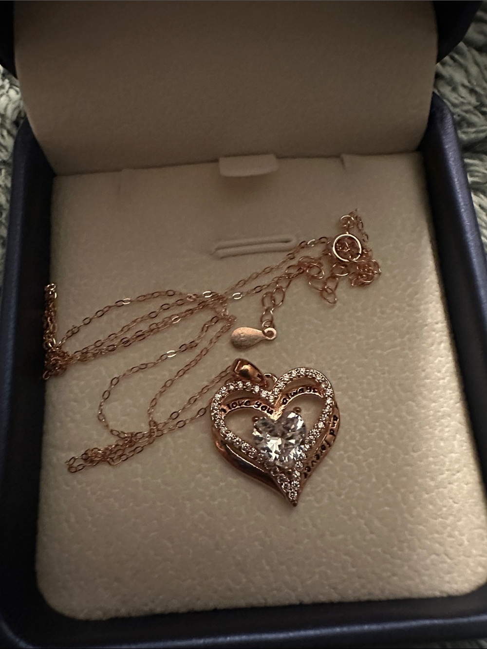 Heart-Shaped Rose Gold Pendant Necklace with Sparkling Stone